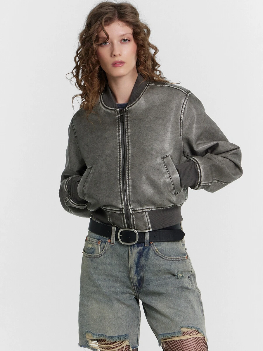 Куртка женская кожаная серая