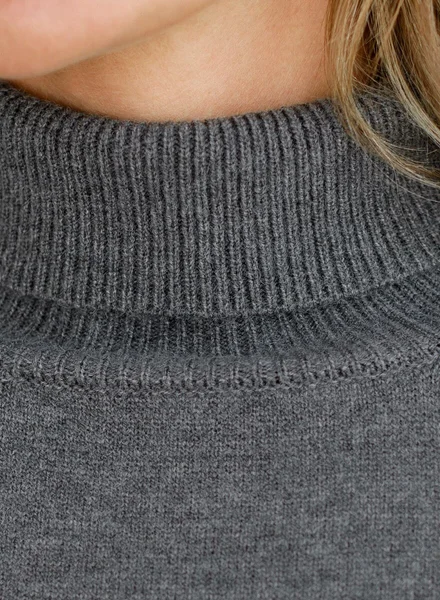 VILATTE Свитер VILATTE